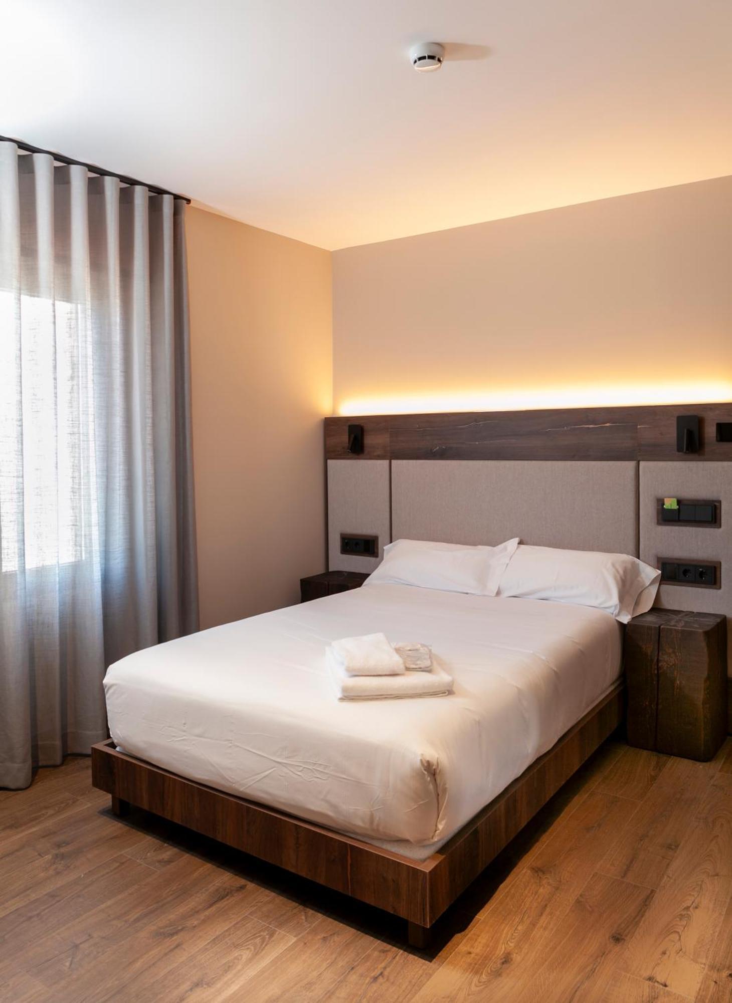 Hotel Rural Finca La Desa Miajadas Екстериор снимка